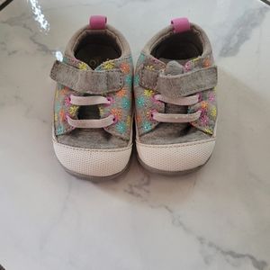 SEE KAI RUN GIRLS FLOWER SIZE 4